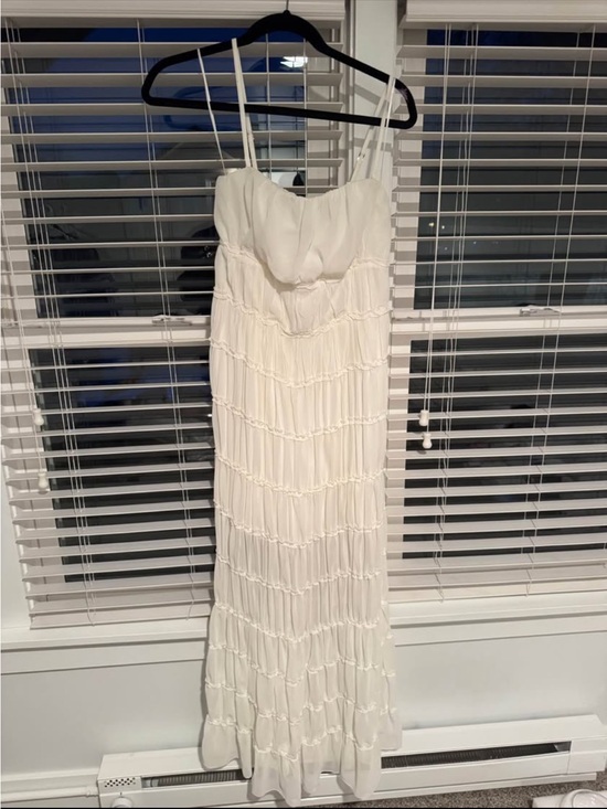 Abercrombie & Fitch Dresses & Skirts - White Sleeveless Ruffled Maxi Dress Abercrombie & Fitch